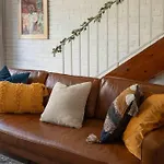 Your Own Space In The Leafy Cape